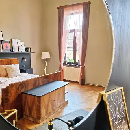 Old Town Center Apartment Brașov